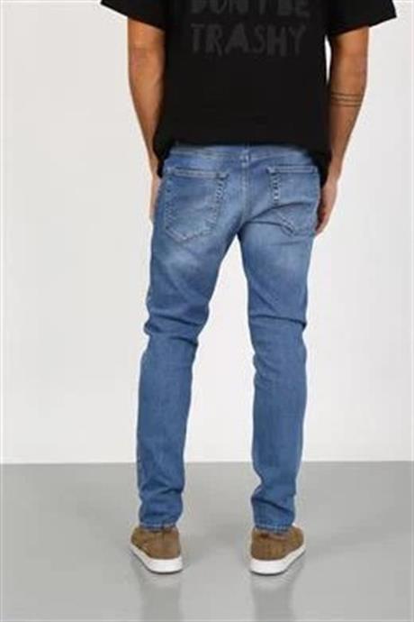 1732176024-yrrqa1hlhw-markano-erkek-pantolon-gabon-light-blu-e-4136.jpg